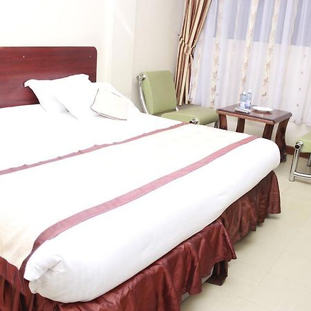 Hotel Central Park Ναϊρόμπι Δωμάτιο φωτογραφία