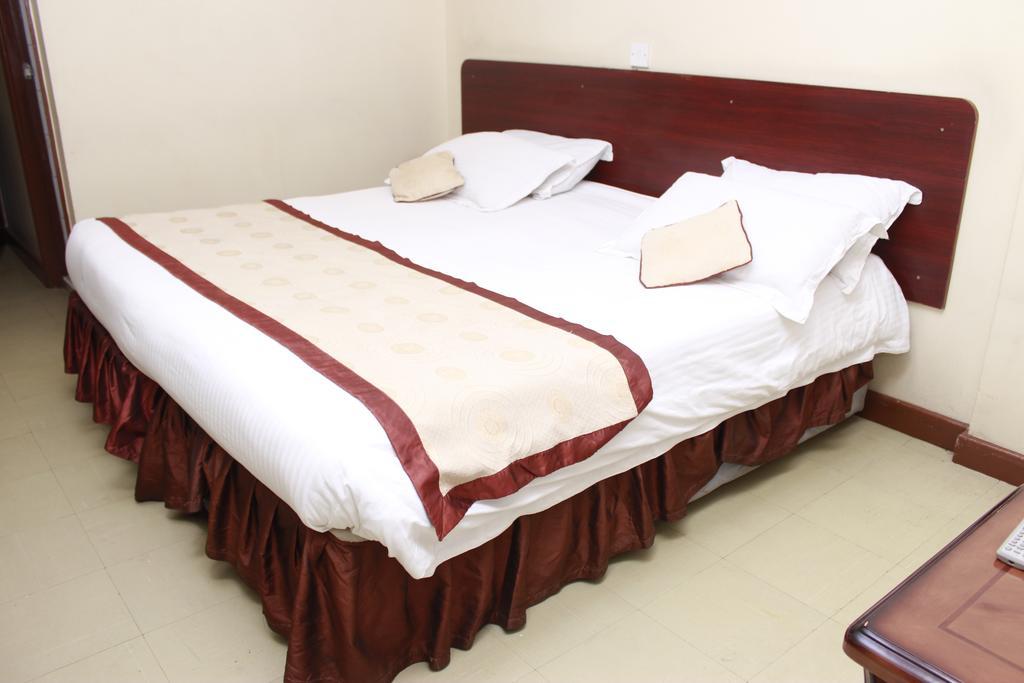 Hotel Central Park Ναϊρόμπι Δωμάτιο φωτογραφία