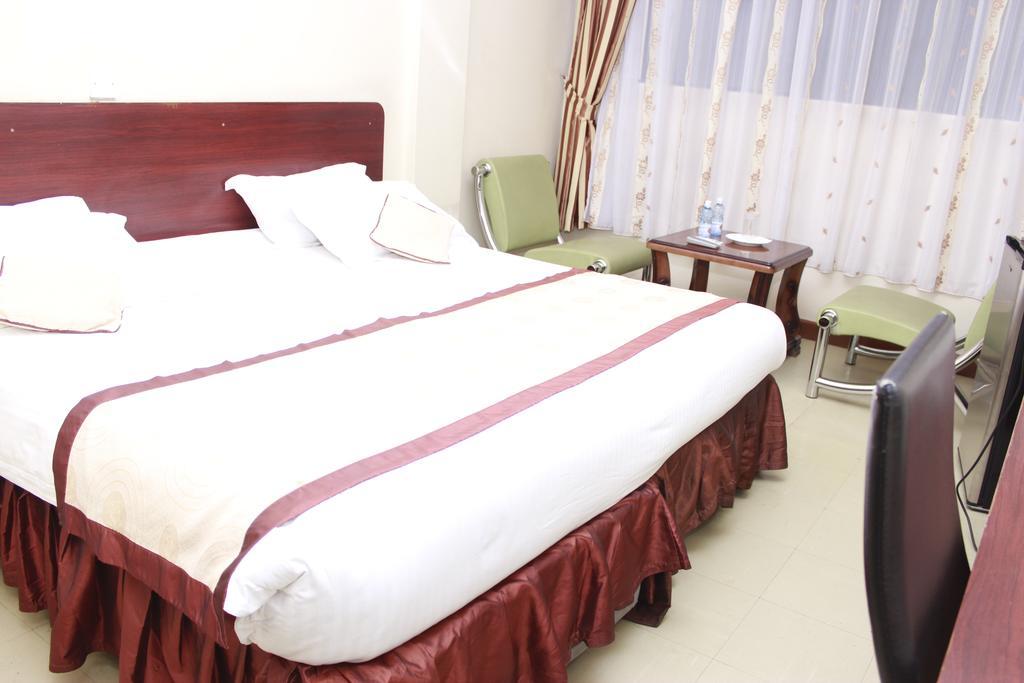 Hotel Central Park Ναϊρόμπι Δωμάτιο φωτογραφία