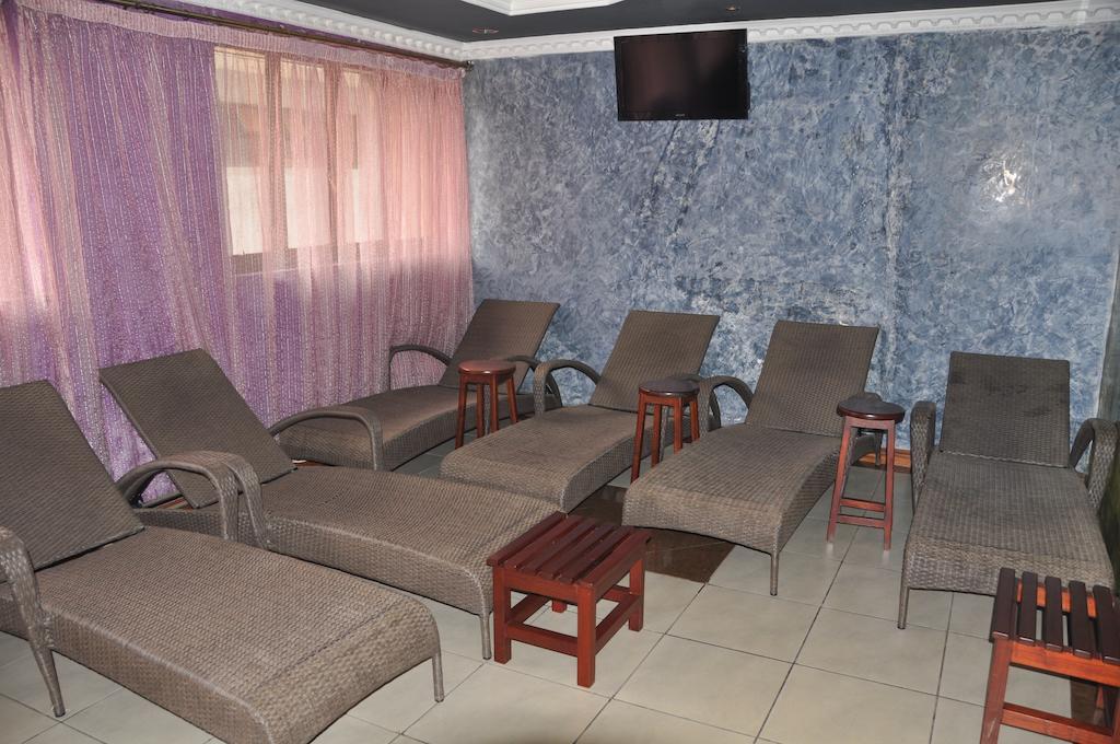 Hotel Central Park Ναϊρόμπι Εξωτερικό φωτογραφία