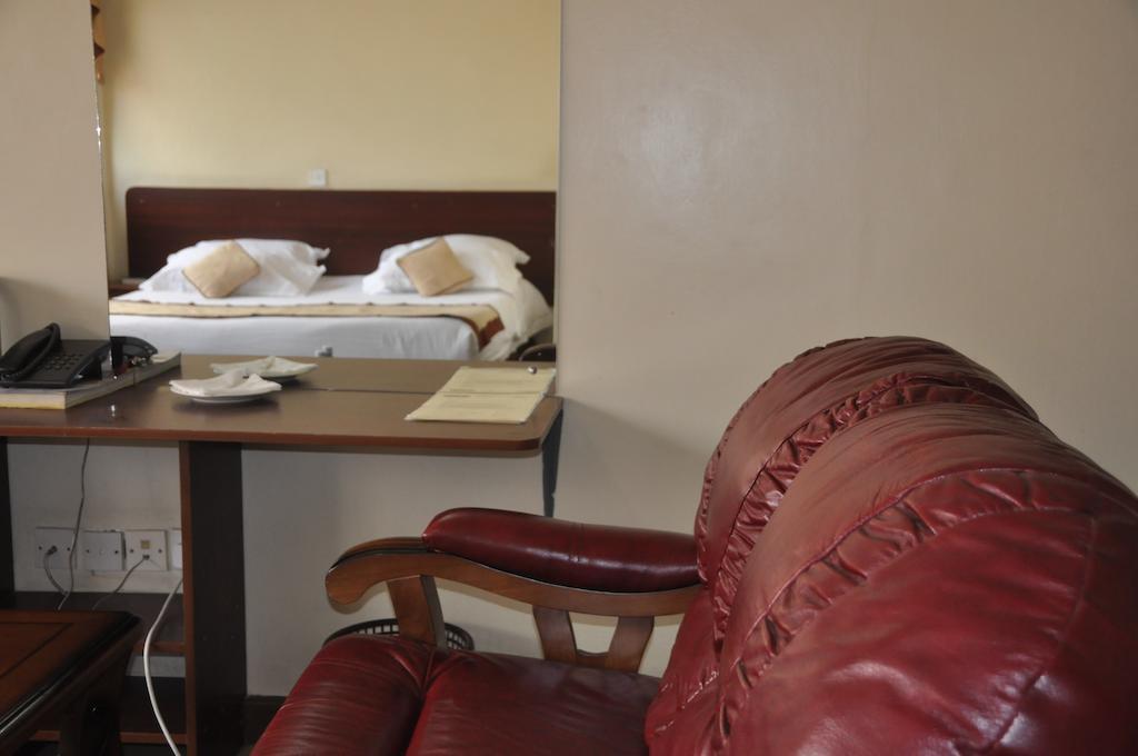 Hotel Central Park Ναϊρόμπι Εξωτερικό φωτογραφία